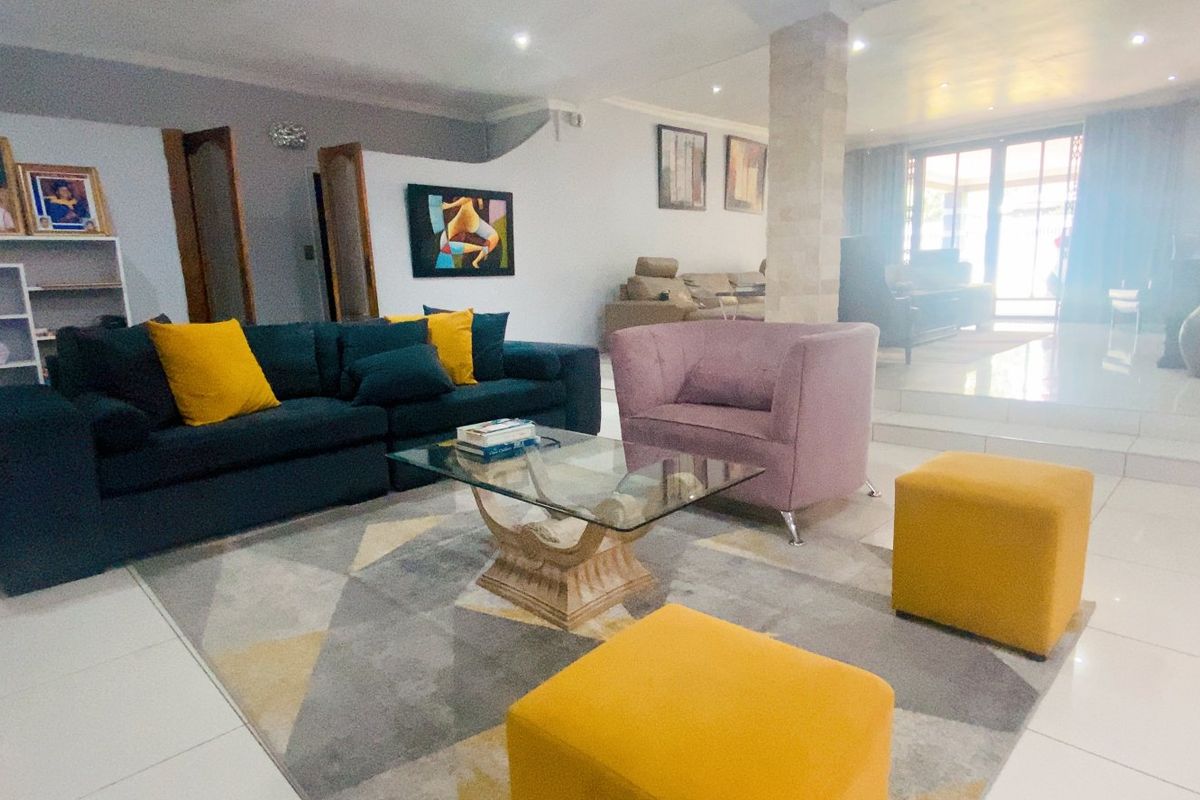 Modern Family Living at its finest in Three Rivers East - Photo 4