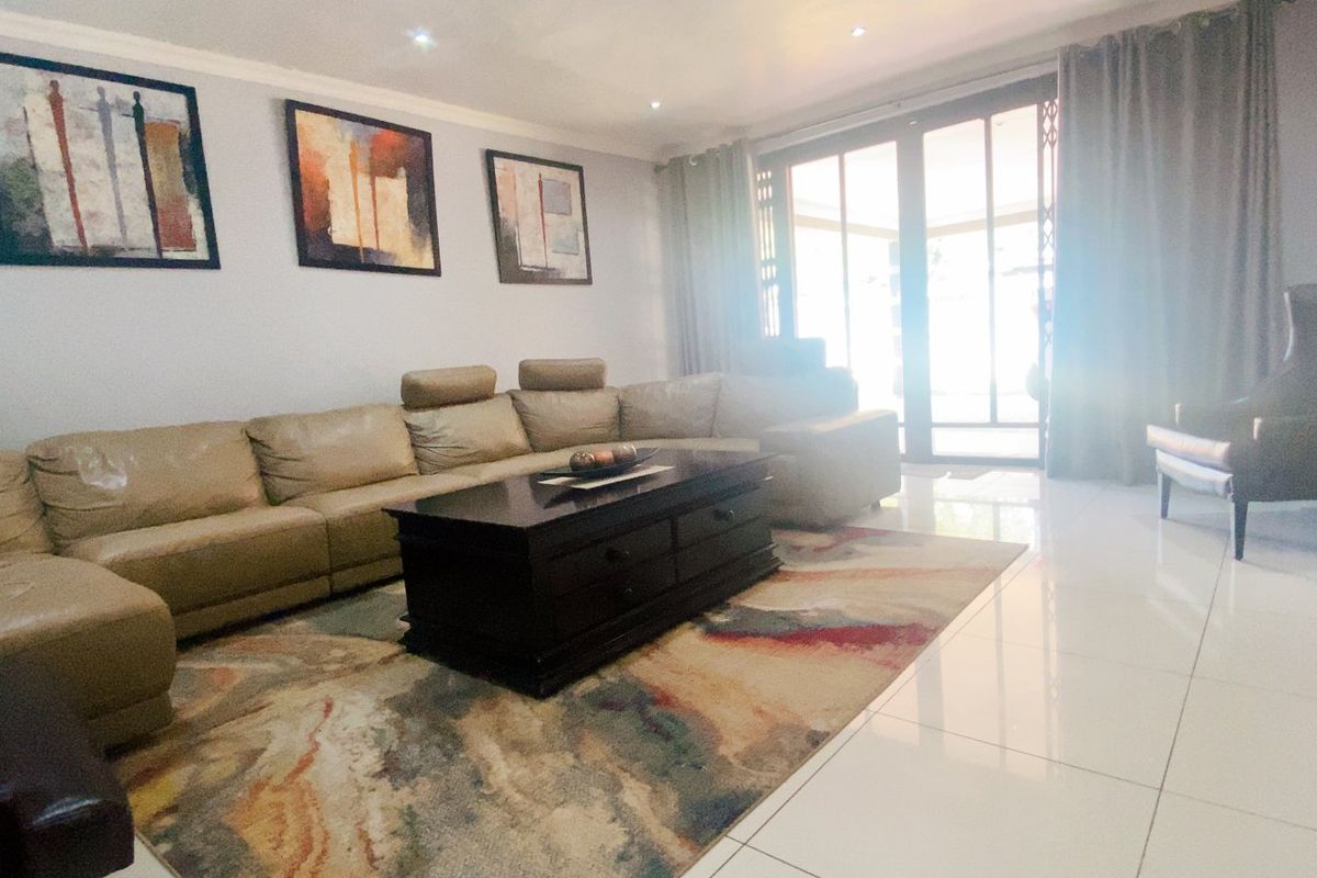 Modern Family Living at its finest in Three Rivers East - Photo 5