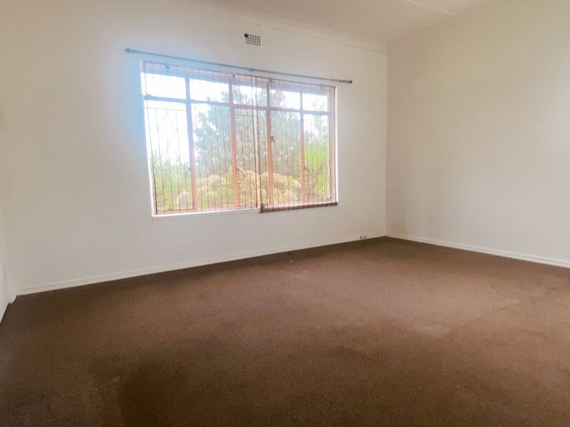 Own this home in the desirable neighbourhood of Risiville - Photo 10