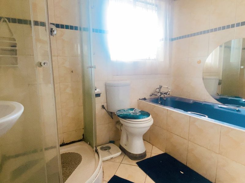 Own this home in the desirable neighbourhood of Risiville - Photo 8