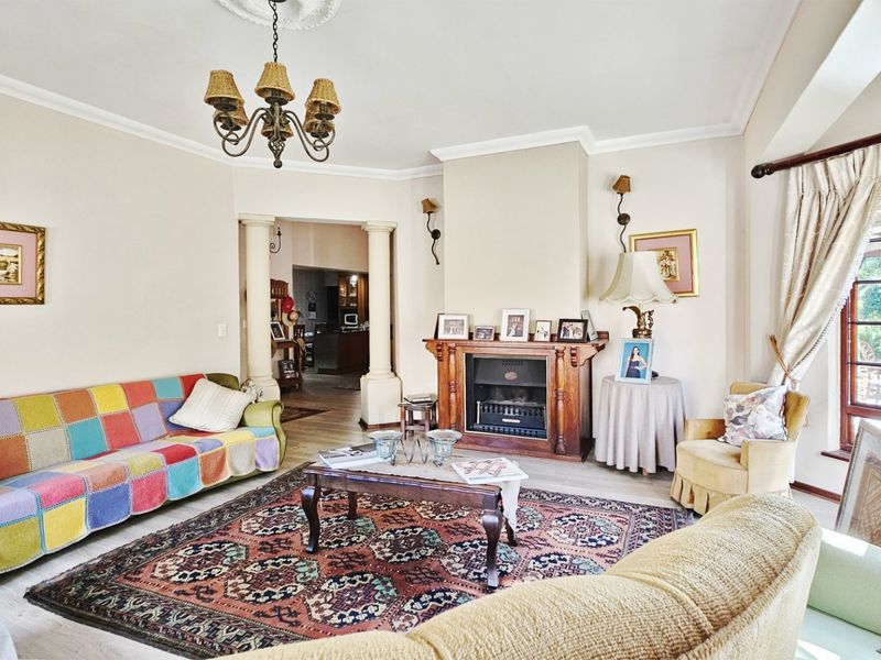 Four bedroom townhouse in Three Rivers Proper - Photo 10