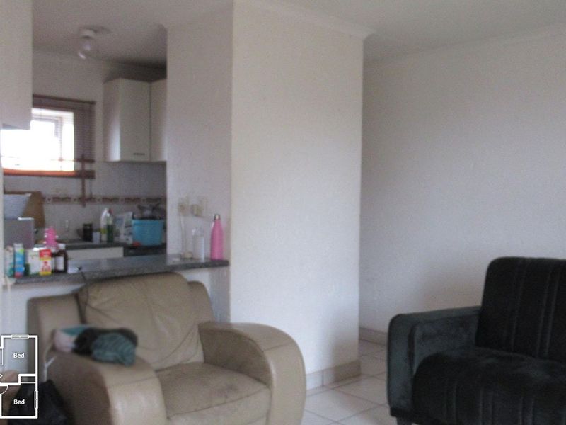 2 Bedroom Apartment in Winchester Hills - Photo 4