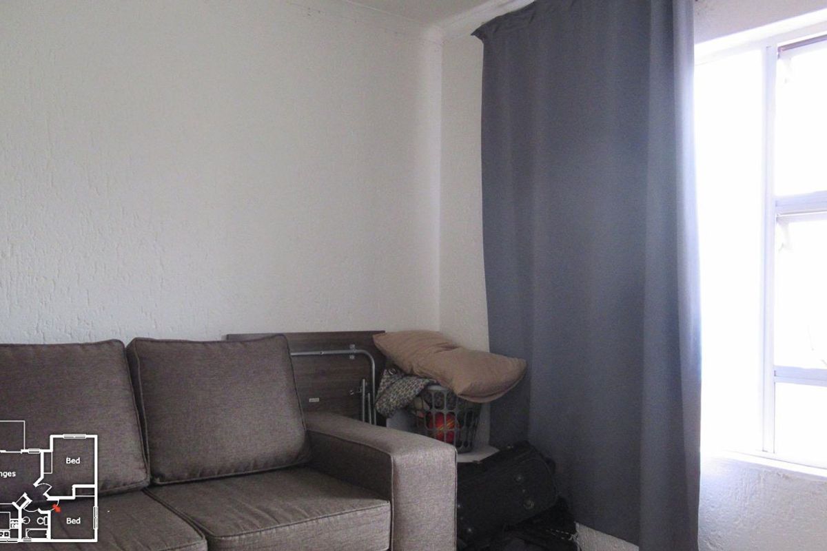 2 Bedroom Apartment in Winchester Hills - Photo 3