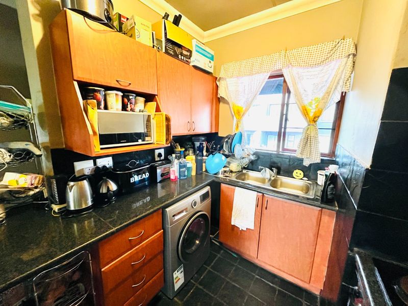 Charming one bedroom apartment in Noordwyk/ Erand Gardens, secure now - Photo 3