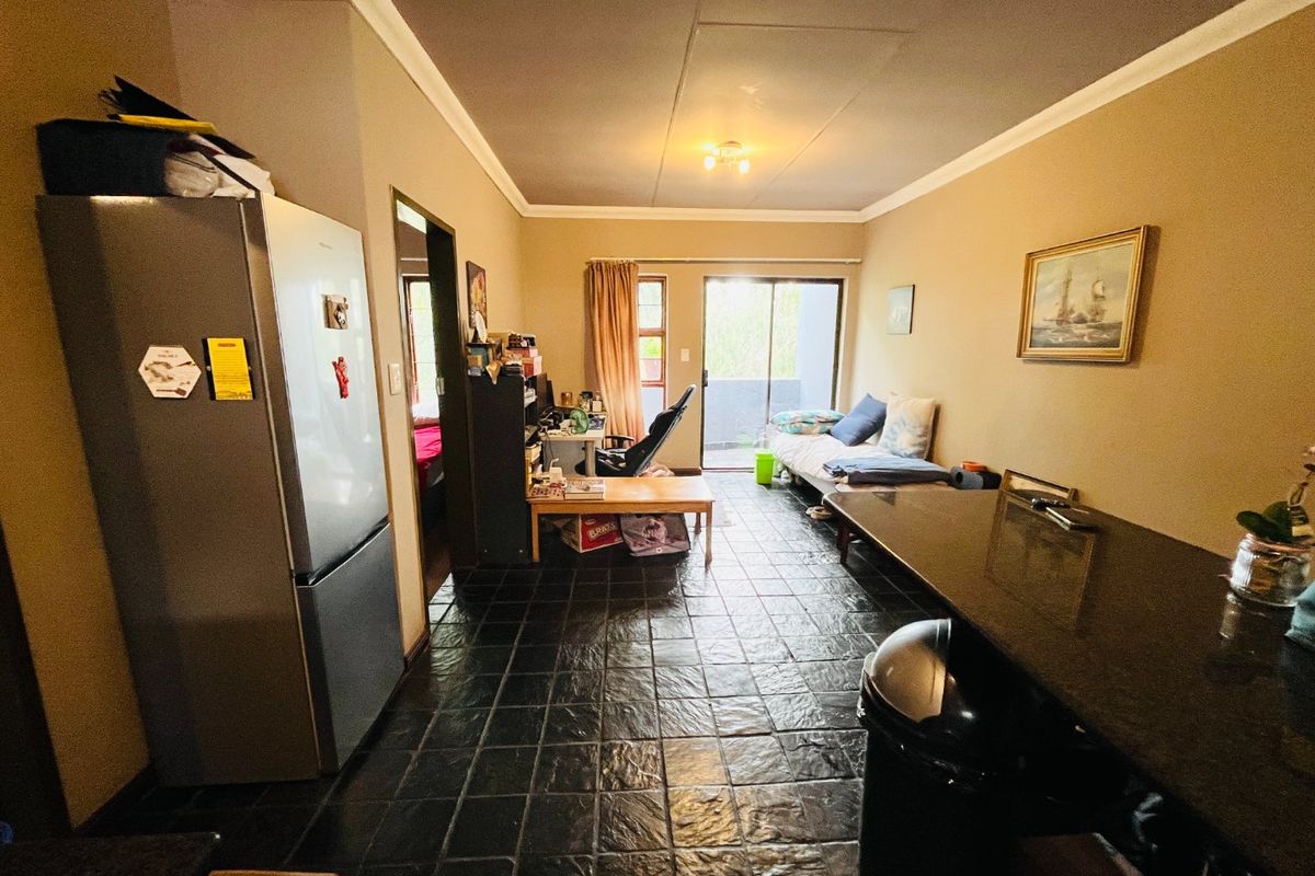 Charming one bedroom apartment in Noordwyk/ Erand Gardens, secure now - Photo 5