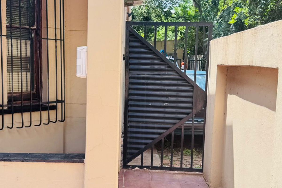 6 Bed 3 Bath   Commercial Property for Sale – Verdoorn Street, Sunnyside, Pretoria - Photo 4