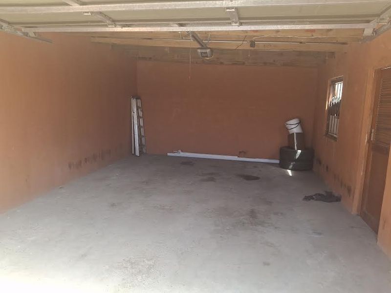 HOME  FOR YOUNG FAMILY - Photo 7