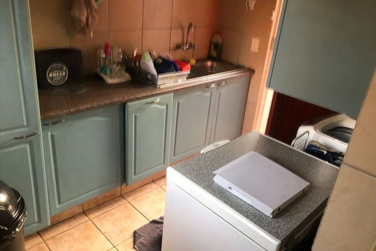 Spacious 179m2 Simplex Townhouse – Your Dream Home Awaits!  - Photo 4