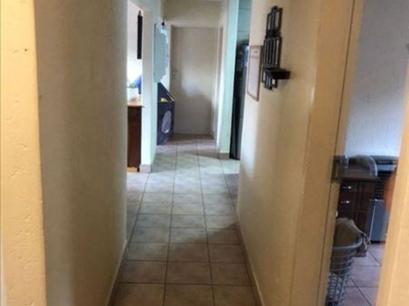 Spacious 179m2 Simplex Townhouse – Your Dream Home Awaits!  - Photo 10