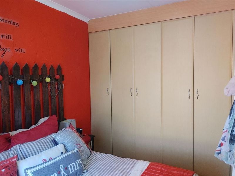 Step Into Your Future – Duplex Delight Awaits!   - Photo 8