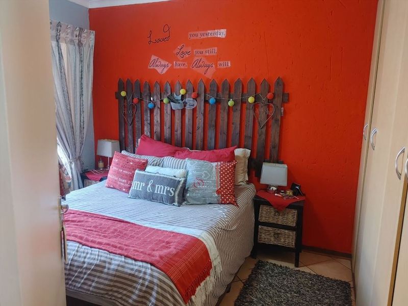 Step Into Your Future – Duplex Delight Awaits!   - Photo 7