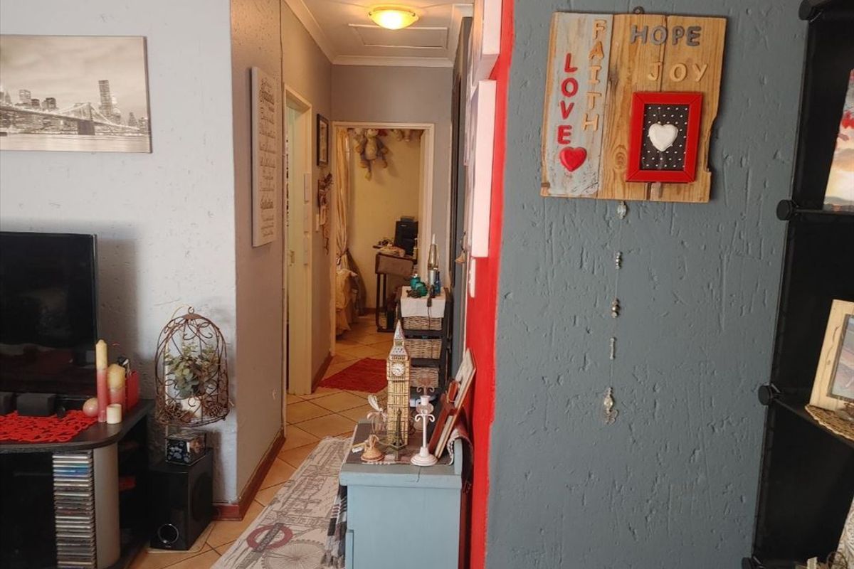 Step Into Your Future – Duplex Delight Awaits!   - Photo 2