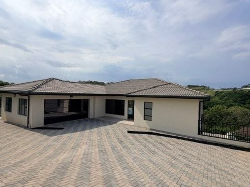 Exceptional Contemporary Living in Palm Kloof Estate, Shelly Beach - Photo 3