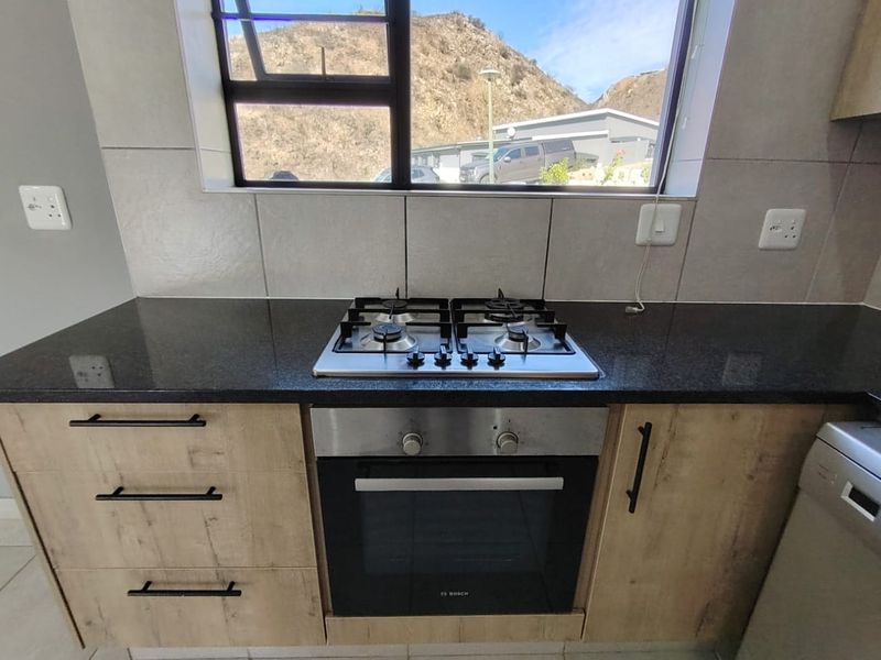 WATCH THIS !  3-BEDROOM DUET WITH FLAT IN ISLAND VIEW - Photo 10