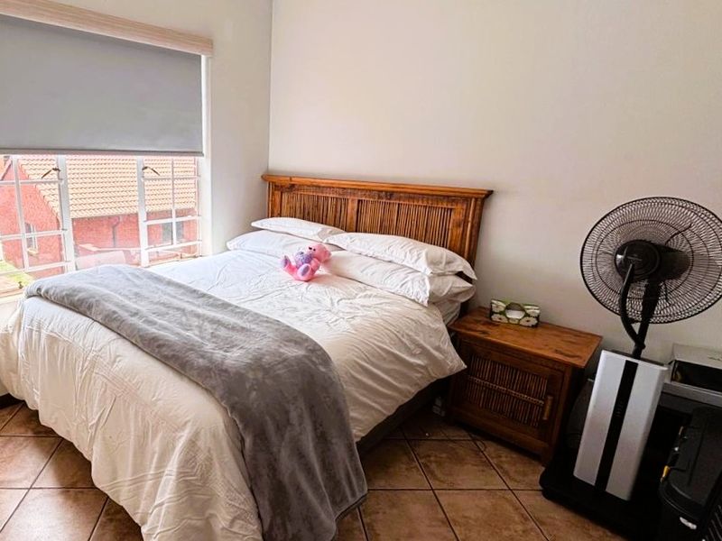 2 Bed 1 Bath unit for sale in Eco Park Estate - Photo 9