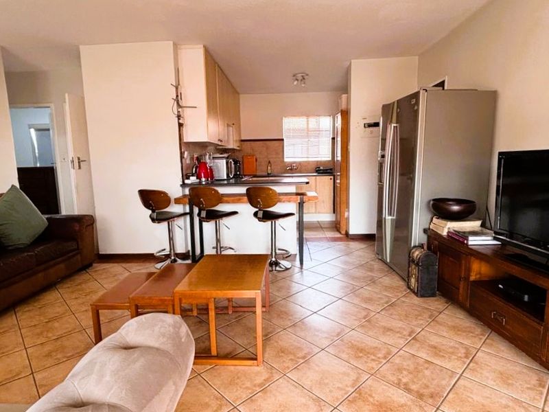 2 Bed 1 Bath unit for sale in Eco Park Estate - Photo 4