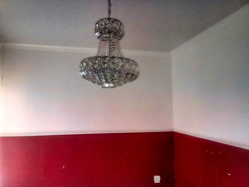 Spacious Family Living in Klippoortjie | Gated & Secure | 3 Bed, 2 Bath - Photo 6