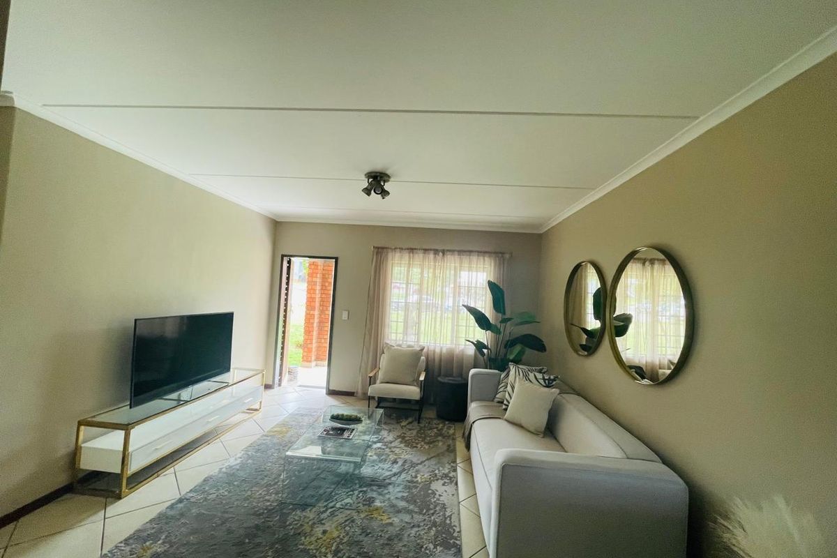 Own Your Ground Floor Apartment for R765 000 – No Transfer Costs! - Photo 2