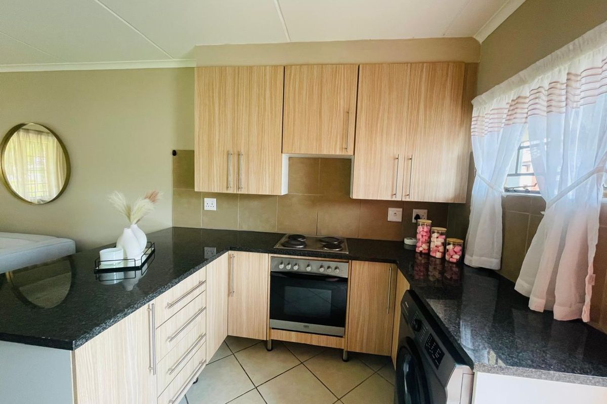 Own Your Ground Floor Apartment for R765 000 – No Transfer Costs! - Photo 4