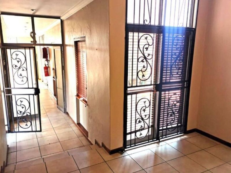 Commercial Property For Sale in Eldoraigne, Centurion - Photo 8