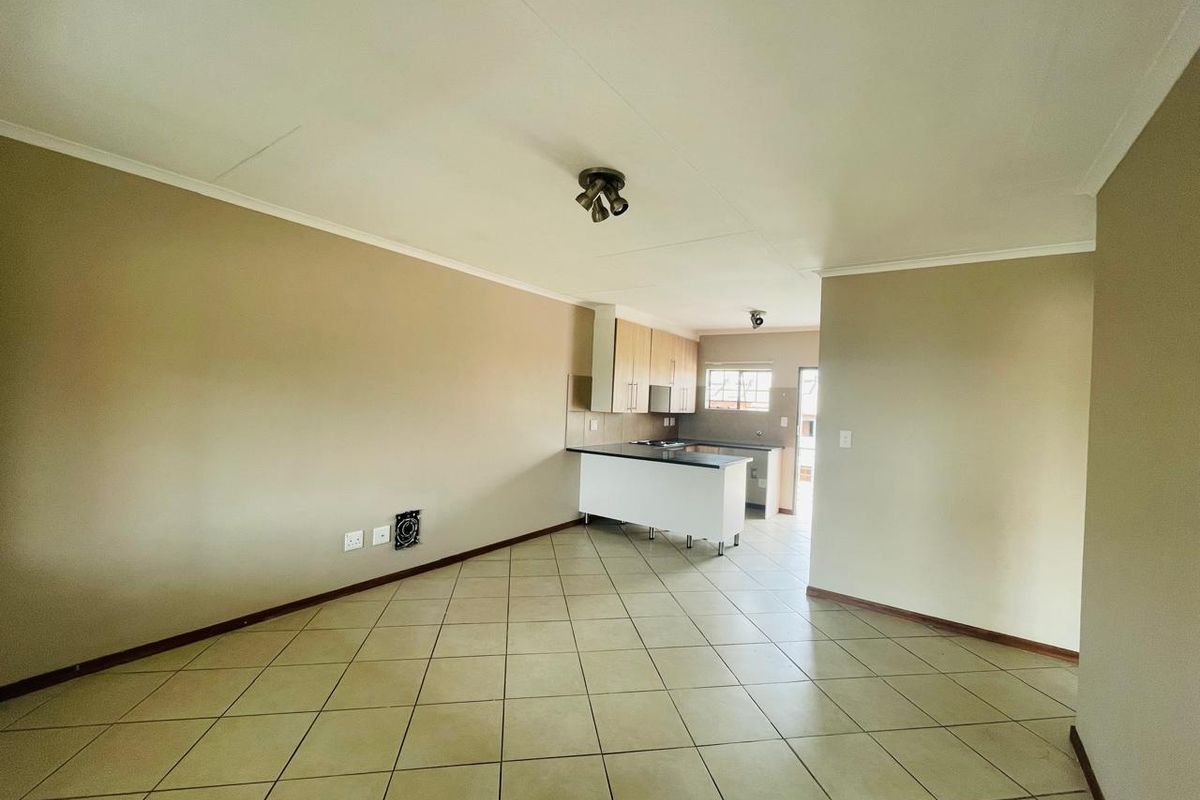 2 Bedroom Apartments for Sale in Crescent Glades Estate – R745 000 (All Costs Included!) - Photo 2