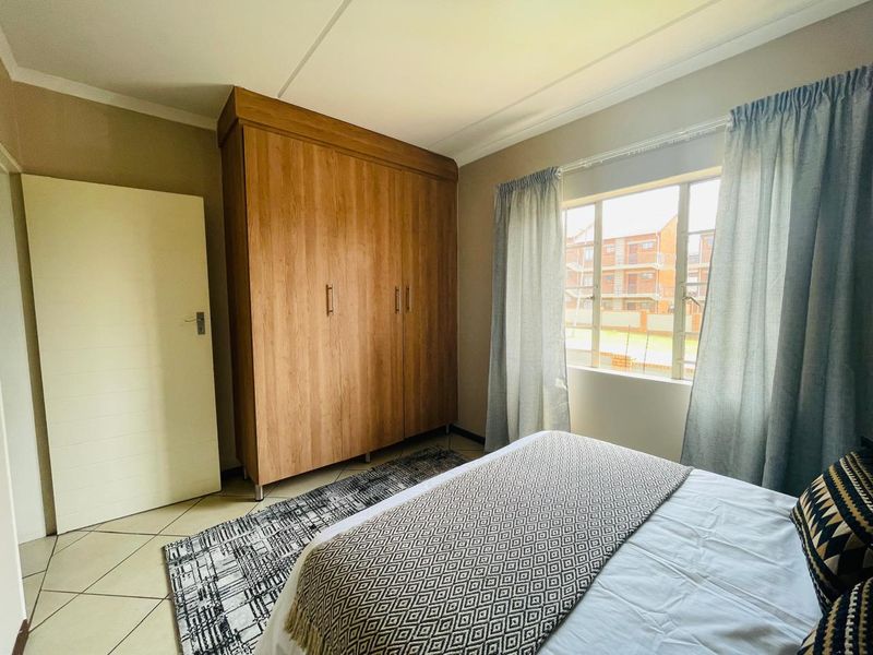 Own Your 1st Floor Apartment for R765 000 – No Transfer Costs! - Photo 10