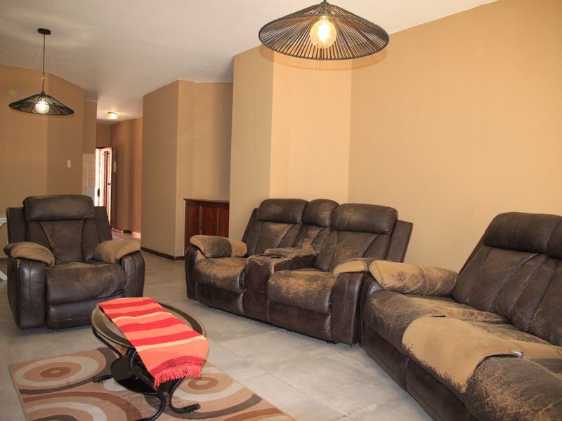 Secure, Spacious Living in a Well-Maintained Access-Controlled Complex. PRICE REDUCED - Photo 4