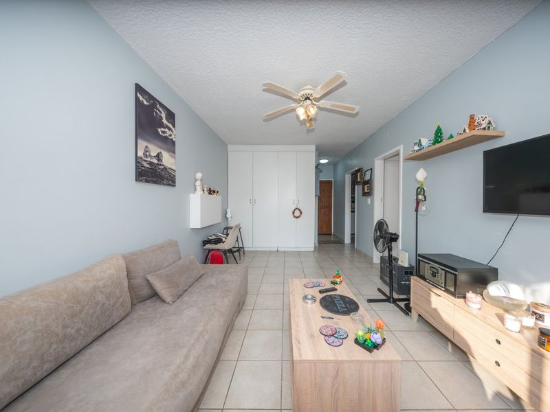 Cozy & Convenient 1-Bedroom Flat – Perfect Starter or Investment! - Photo 7