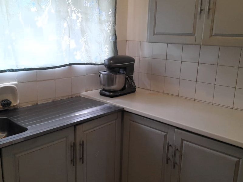 2 Bedroom Apartment - Photo 9