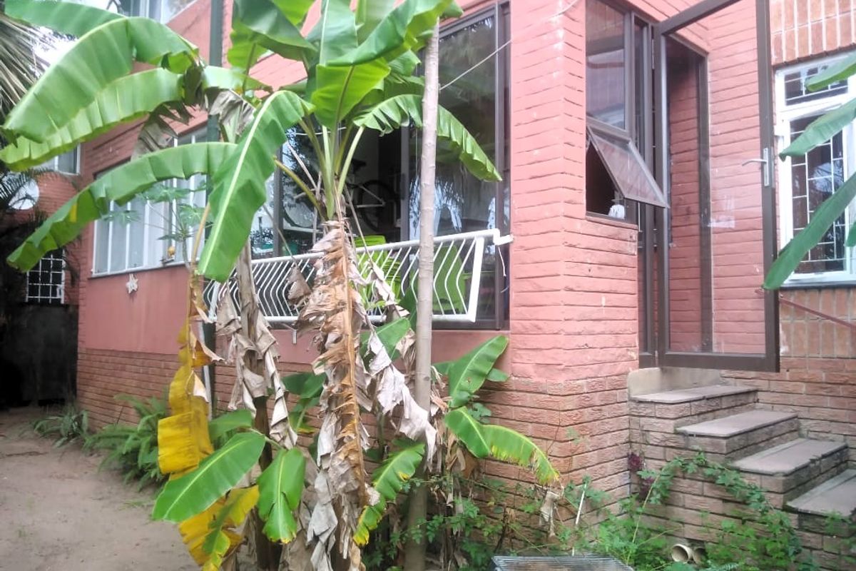 2 Bedroom Apartment - Photo 5
