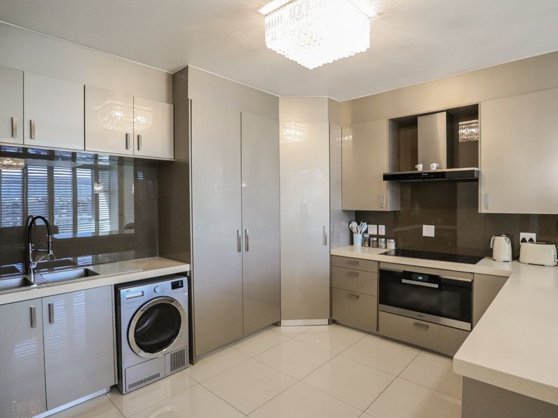 Luxury Redefined | Fully Renovated North-Facing 2 Bedroom Apartment - Photo 2