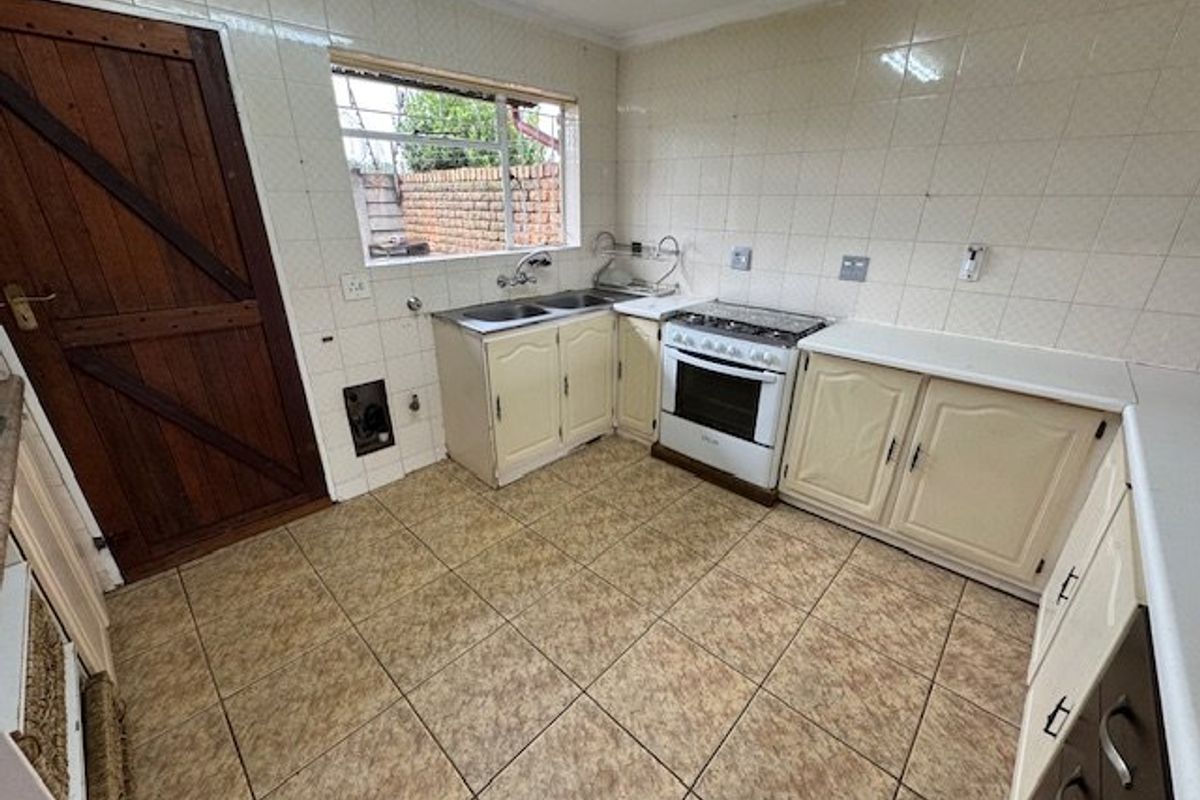 Exceptional Value in Prime Location - Photo 5