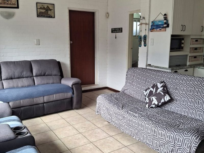 One Bedroom Fully Furnished Garden flatlet to rent in Ramsgate - Photo 10