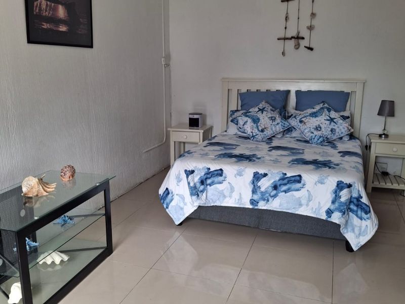 One Bedroom Fully Furnished Garden flatlet to rent in Ramsgate - Photo 9