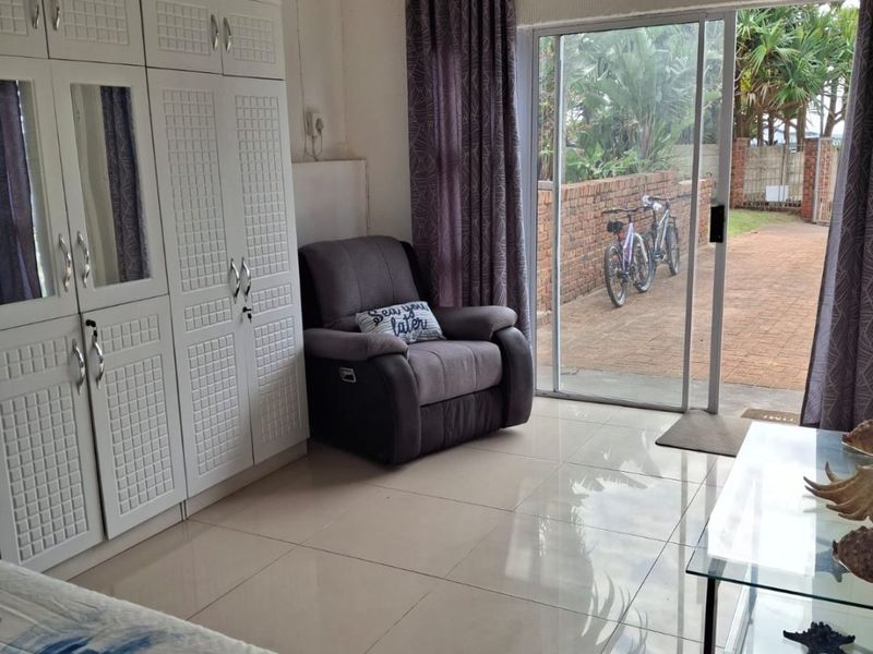 One Bedroom Fully Furnished Garden flatlet to rent in Ramsgate - Photo 6