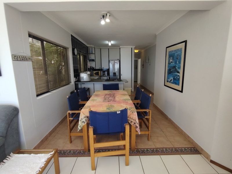 Three Bedroon Flat for Sale in Manaba Beach - Photo 8