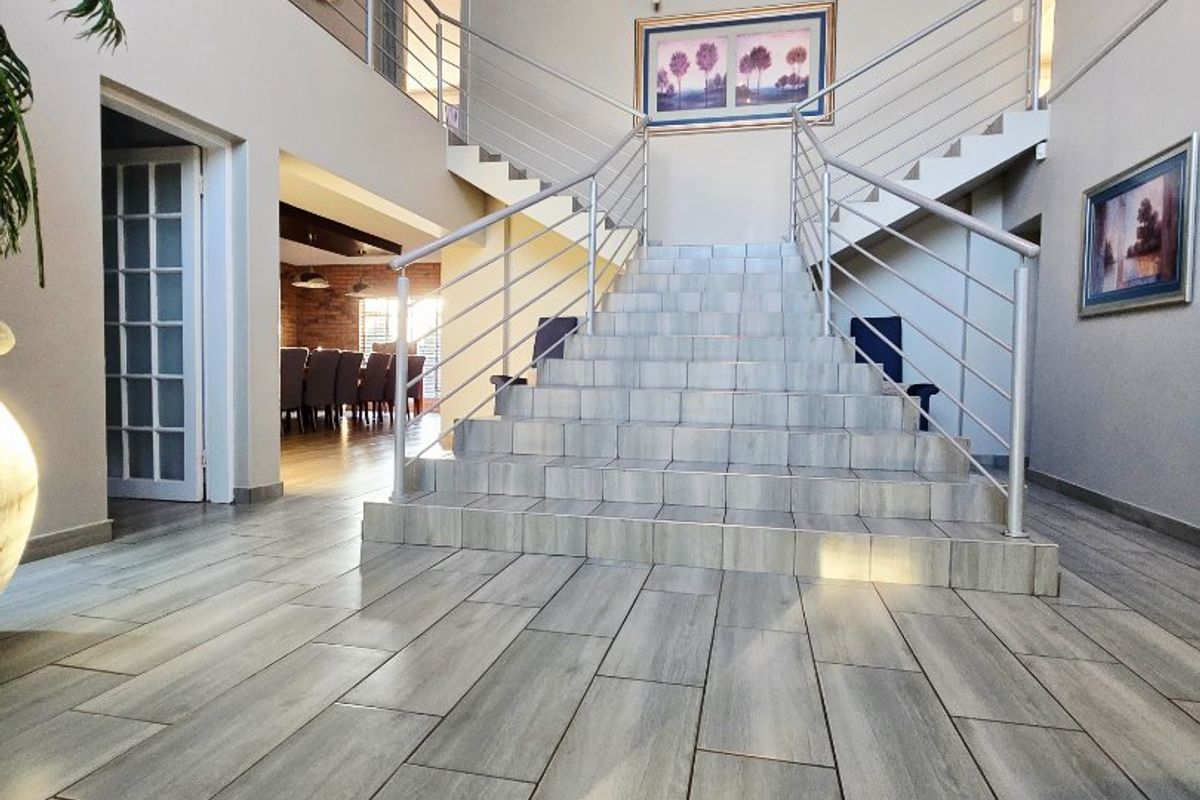 Luxury living with Endless Potential in Wilkoppies, Klerksdorp - Photo 4