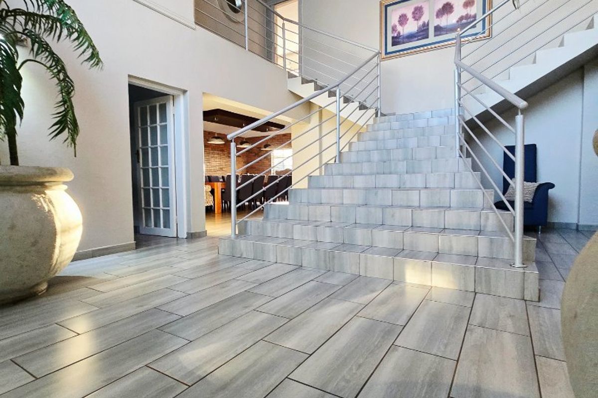 Luxury living with Endless Potential in Wilkoppies, Klerksdorp - Photo 5