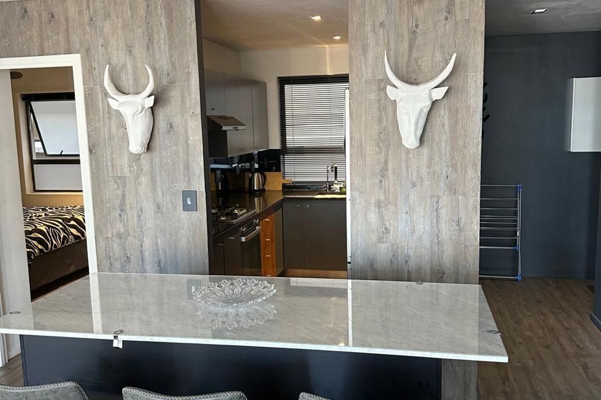 PREMIUM EXECUTIVE RESIDENCE in Fountains Hotel - Photo 5