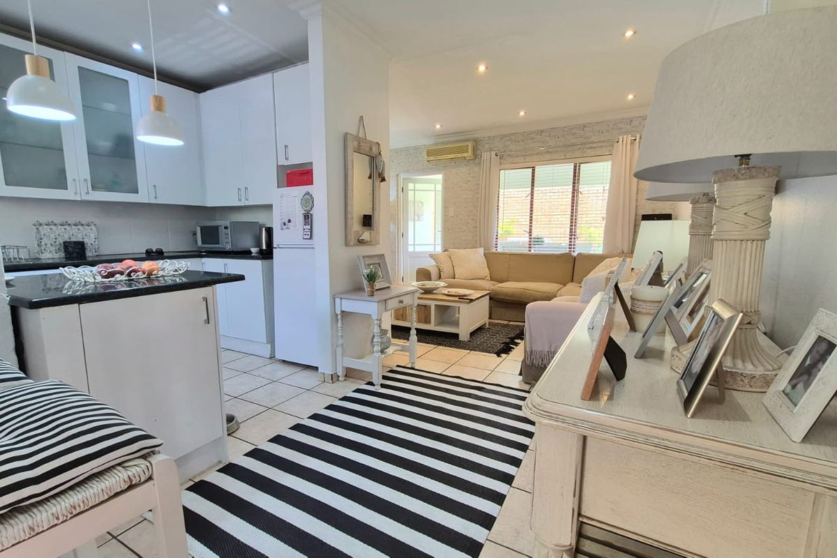 Immaculate 2-Bedroom Cluster in Secure River Bushwillow Estate - Photo 4