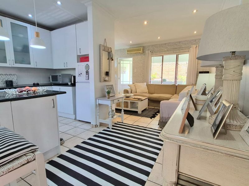 Immaculate 2-Bedroom Cluster in Secure River Bushwillow Estate - Photo 4