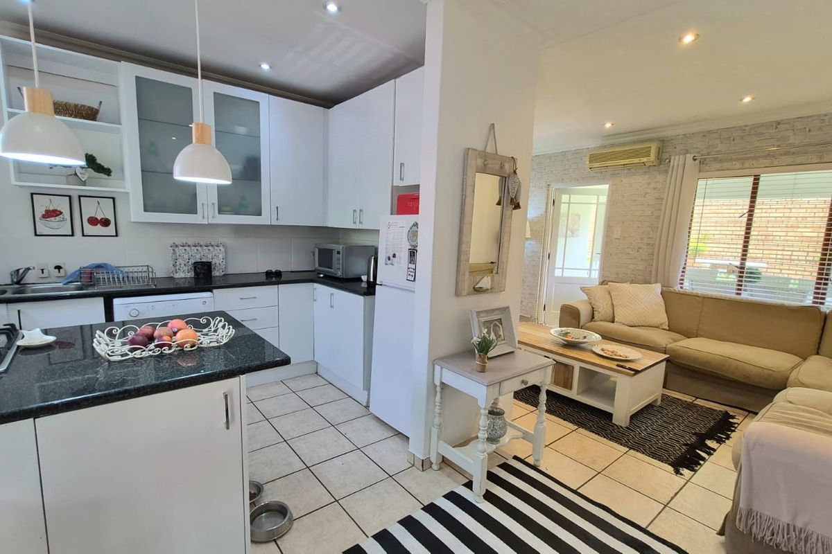 Immaculate 2-Bedroom Cluster in Secure River Bushwillow Estate - Photo 5