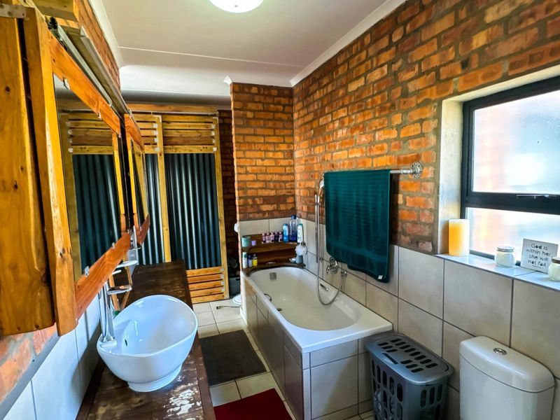 Designed for Dual Living... Perfect for Holiday Rentals !!! - Photo 9