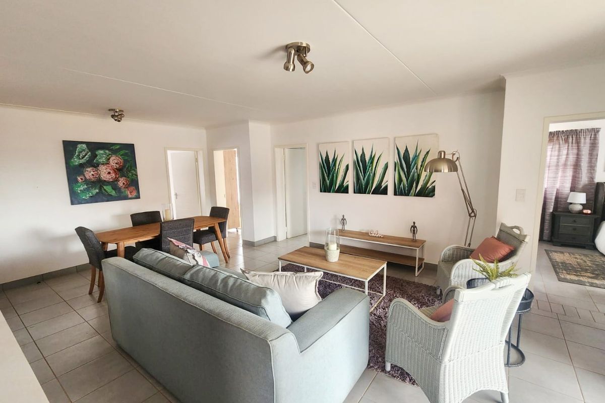 3 Bedroom, 2 bathroom apartment to rent in Irene, Southdowns View. - Photo 5