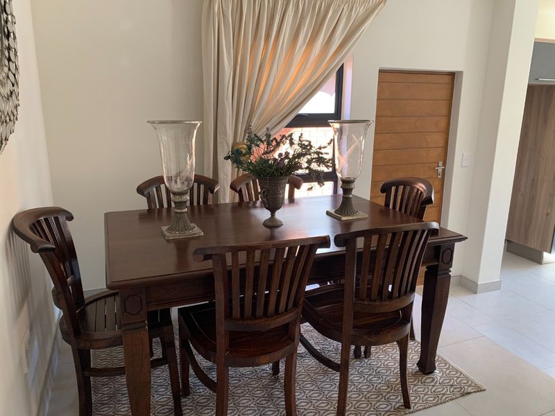 3 Bedroom 2,5 Bathroom Duplex for Sale at Olive Wood Village South, Glen Marais! - Photo 2