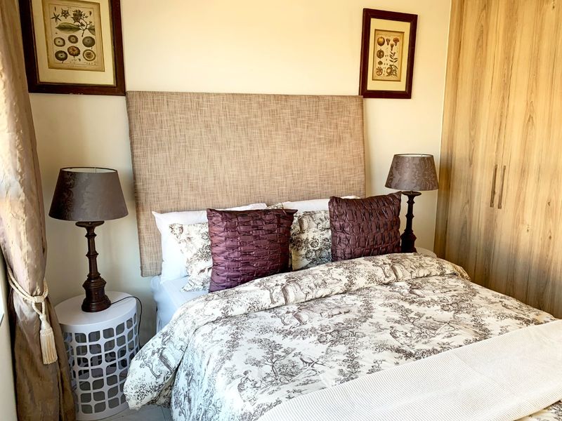 3 Bedroom 2,5 Bathroom Duplex for Sale at Olive Wood Village South, Glen Marais! - Photo 8