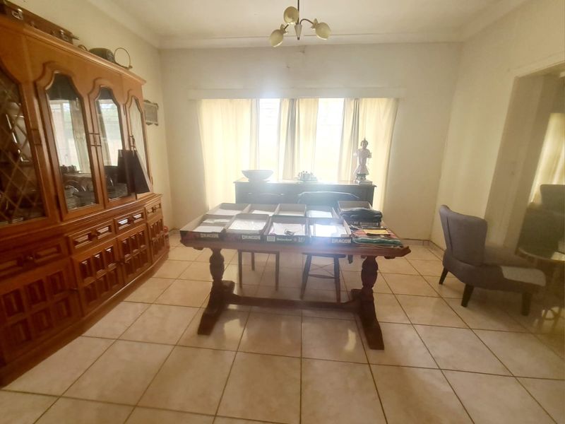 Spacious Family Living in the Heart of Orkney – Close to Everything That Matters! - Photo 6