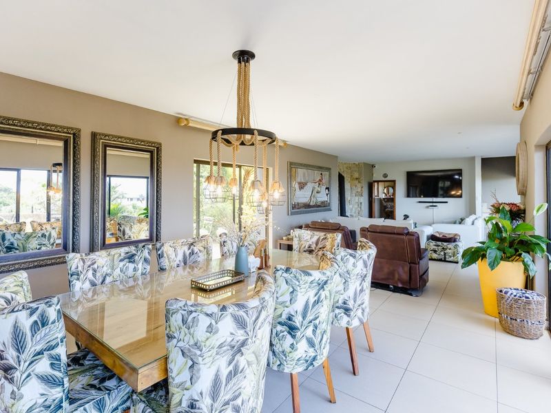 Architectural Masterpiece – Triple-Story Beach House  - Photo 7