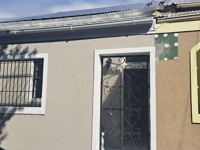 2 Bedroom cottage for Sale in Salt river  - Photo 4