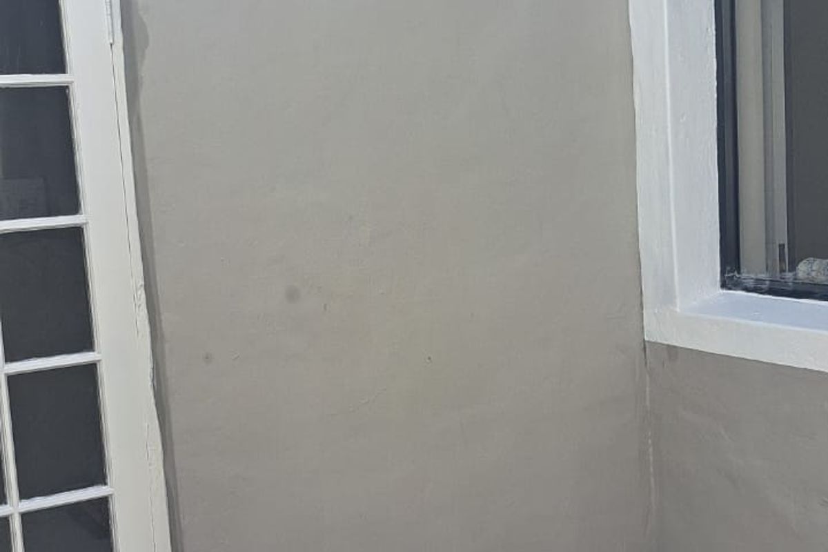 2 Bedroom cottage for Sale in Salt river  - Photo 5